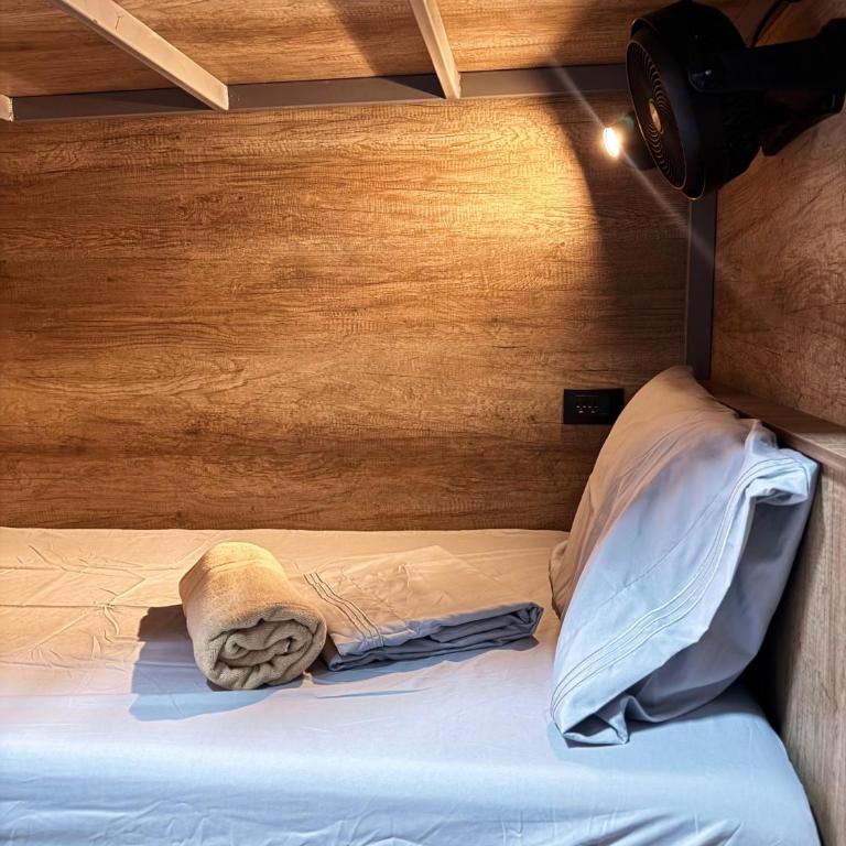 Leveli Coliving & Hostel Oaxaca - Single Bed in Female Dormitory Room - 6