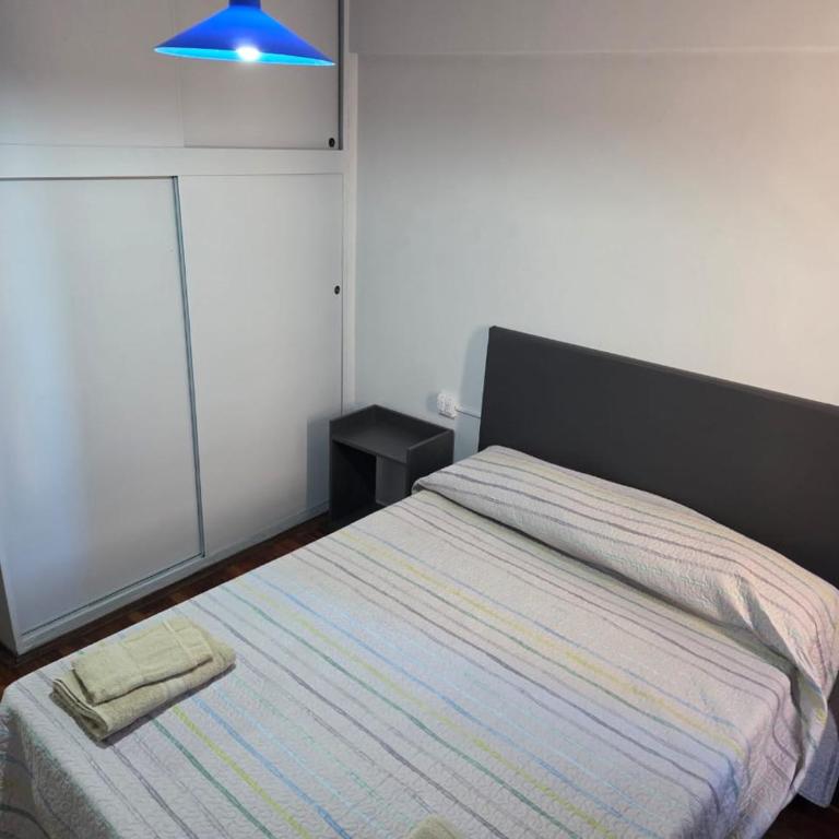 Amplio Departamento Céntrico - Three-Bedroom Apartment - 21