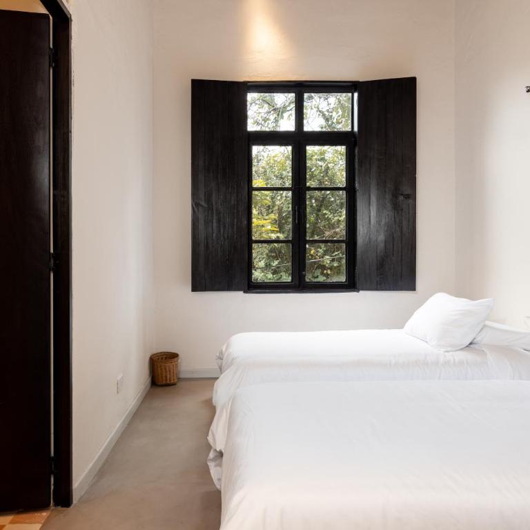 Hotel Boutique Casamía - Double or Twin Room with Private Bathroom - 12