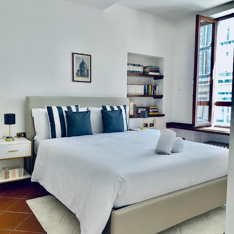 La Mandorla Iconic Duomo View - Deluxe Apartment - 2