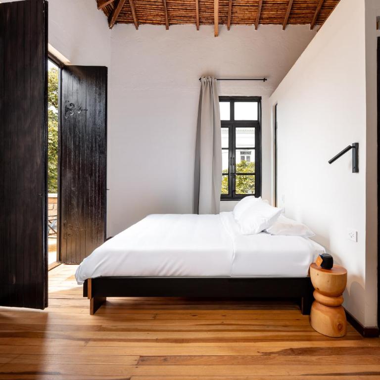 Hotel Boutique Casamía - Double Room with Private Bathroom - 15