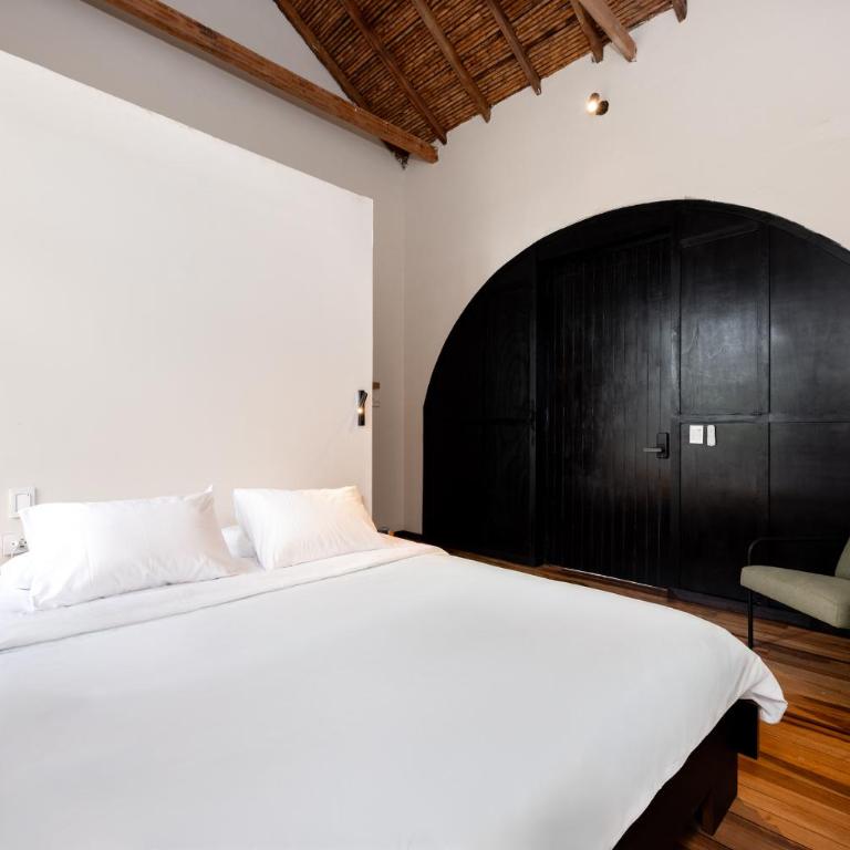 Hotel Boutique Casamía - Double Room with Private Bathroom - 5