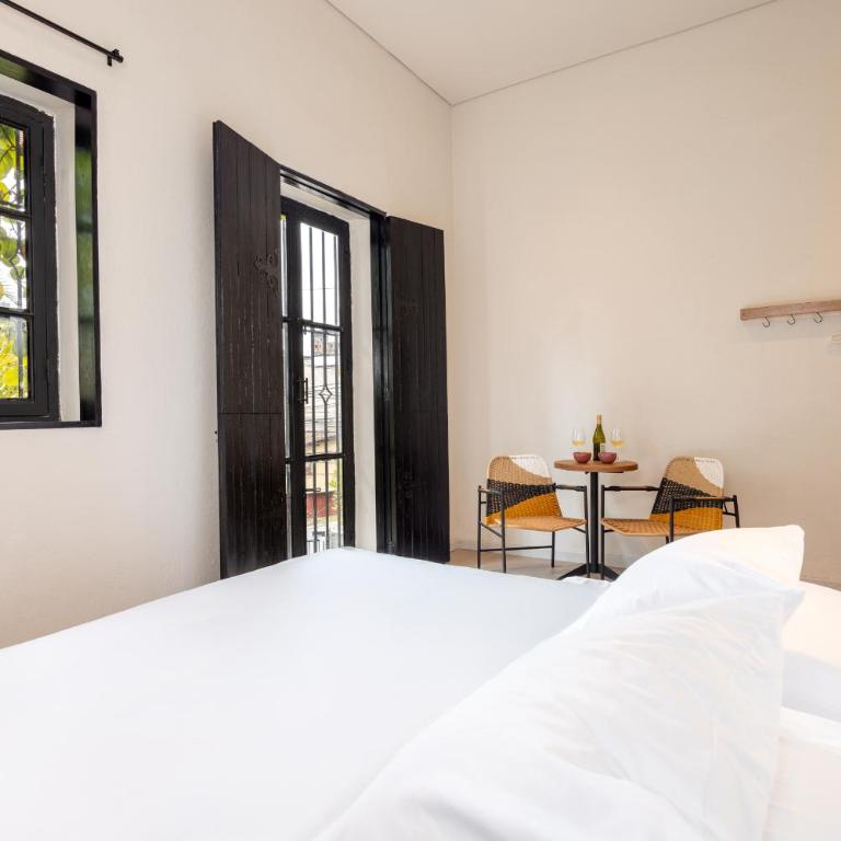 Hotel Boutique Casamía - Double Room with Garden View - 11