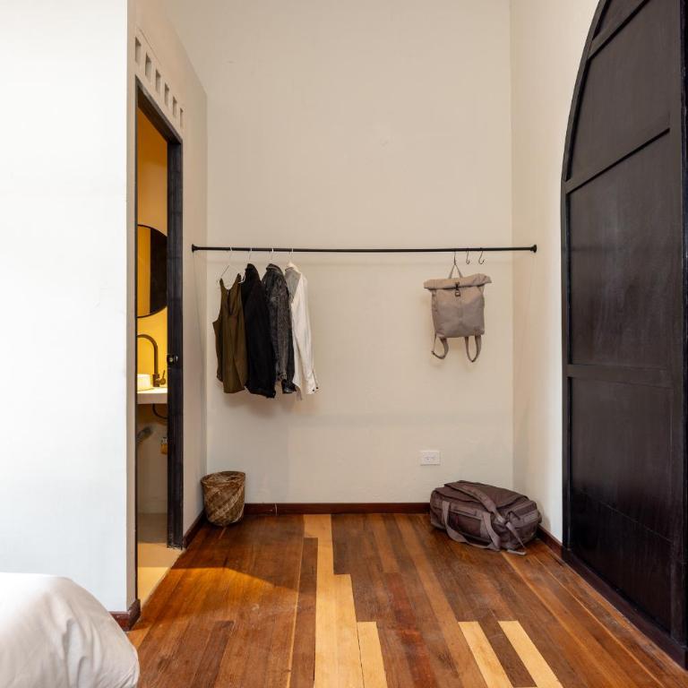 Hotel Boutique Casamía - Double Room with Private Bathroom - 4