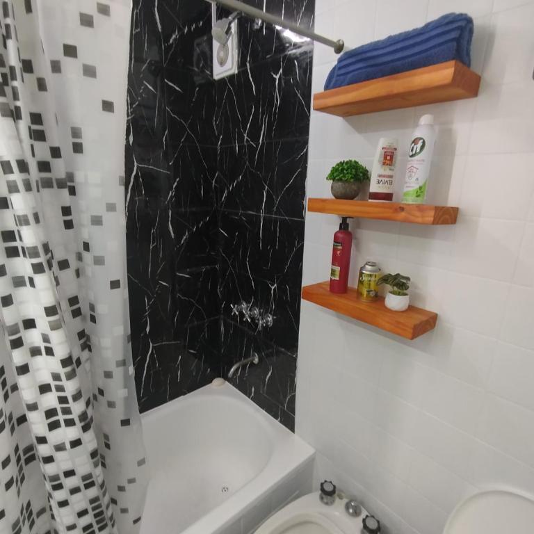 Depto 2 ambientes Centro - Apartamento de 1 dormitorio - 4