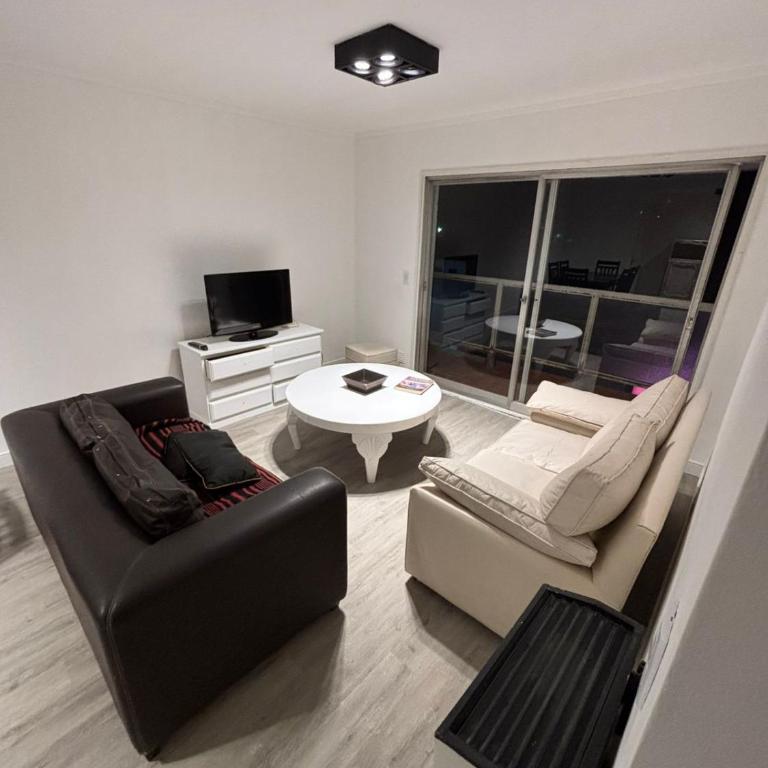 Alquilo departamento para 6 personas en pleno centro - Three-Bedroom Apartment - 7