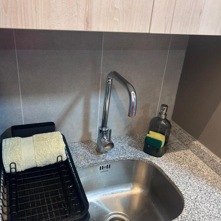 DEPARTAMENTO MODERNO Y COMODO CERCA A MOVISTAR ARENA Y FANTASILANDIA - One-Bedroom Apartment - 35