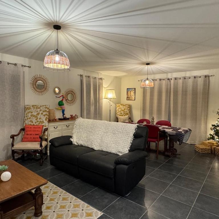 Maison de plain-pied, avec climatisation, à 700 M du centre de Sarlat - Casa con 2 Camere da Letto - 16