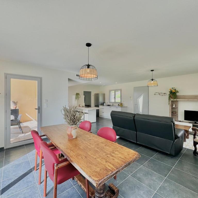 Maison de plain-pied, avec climatisation, à 700 M du centre de Sarlat - Casa con 2 Camere da Letto - 13