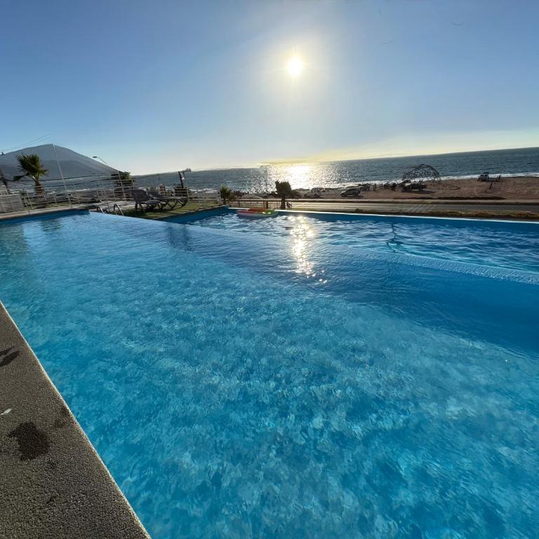 Departamento Sur Frente al Mar - Three-Bedroom Apartment - 1