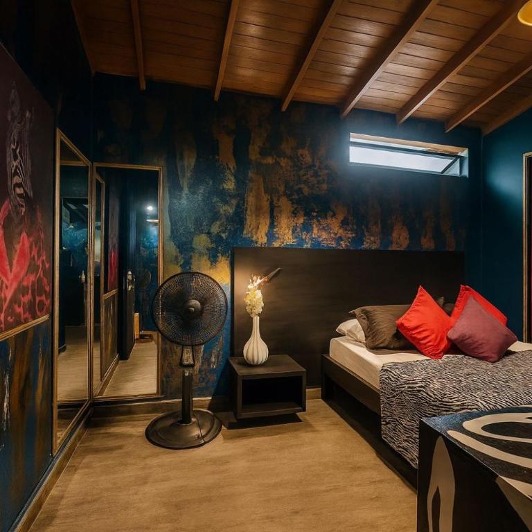 Casa amplia con estilo, poblado, disco y AC - Apartment - 14