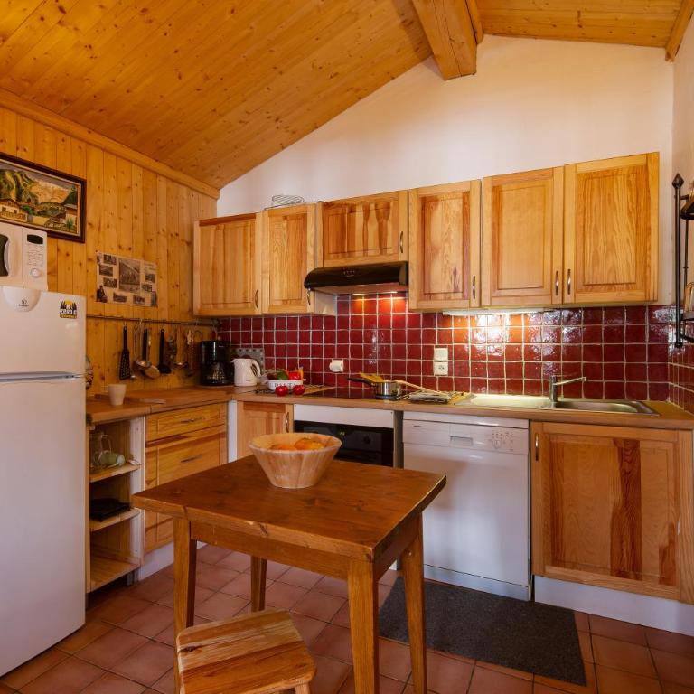Le Chalet au Tour, Mont Blanc Views & Family Stay Ski IN/ Ski Out - Happy Rentals - Apartment mit Blick auf die Berge - 5