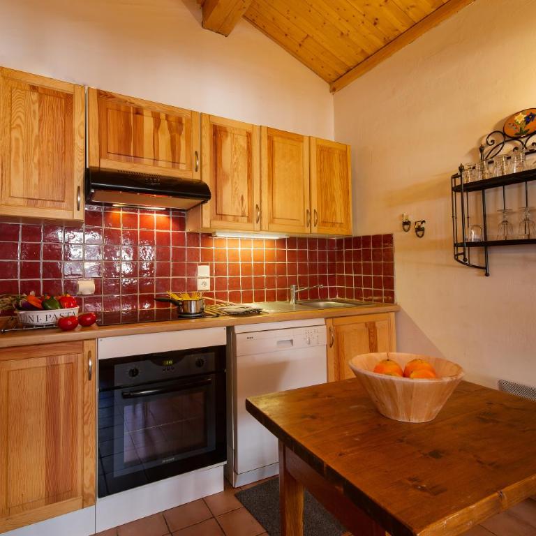 Le Chalet au Tour, Mont Blanc Views & Family Stay Ski IN/ Ski Out - Happy Rentals - Apartment mit Blick auf die Berge - 6
