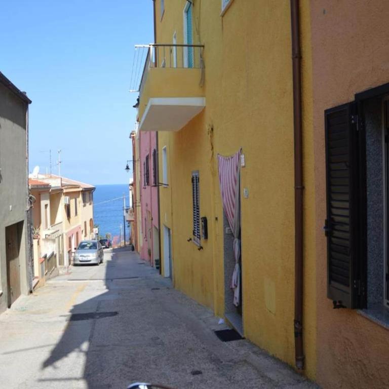 In pieno centre, con aria condizionata e posteggio - Appartement 1 Chambre - 2