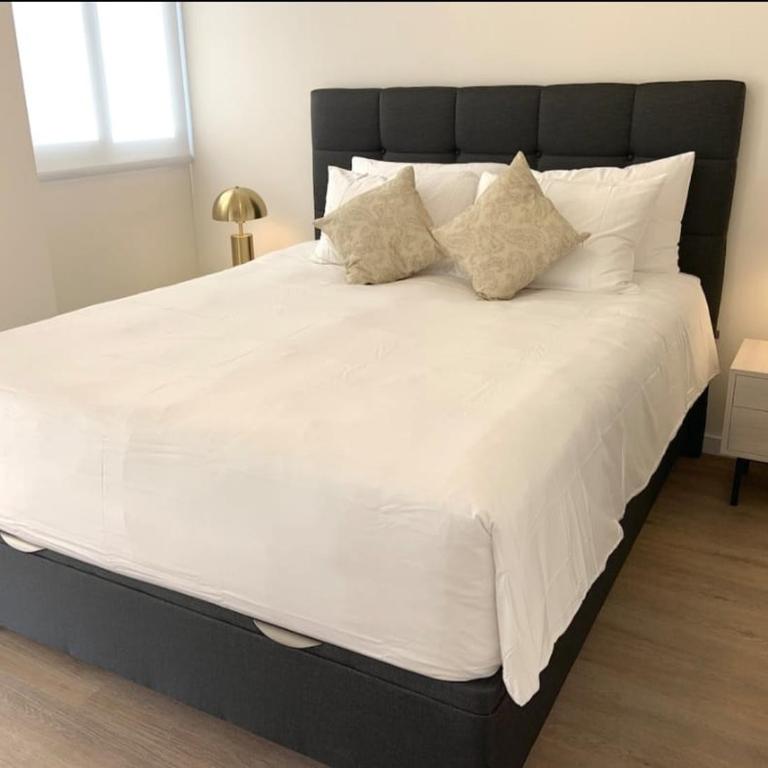 Moderno y céntrico en San Isidro - One-Bedroom Apartment - 11