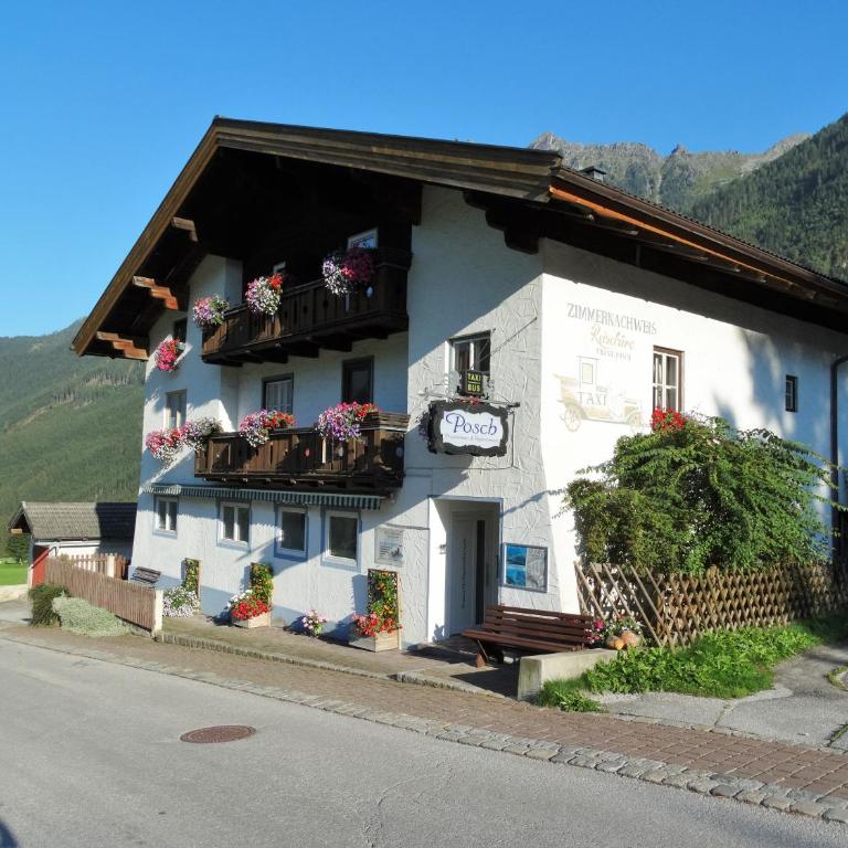 Gästehaus Posch - Doppelzimmer mit Gemeinschaftsbad - 1