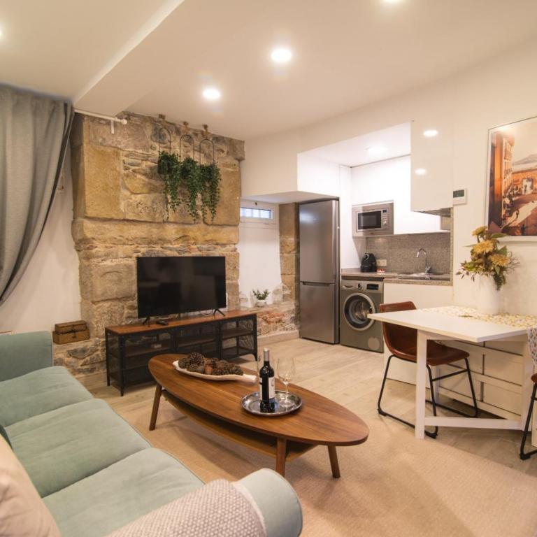 Bell Tower Old Town with AC - Apartamento de 2 dormitorios - 1