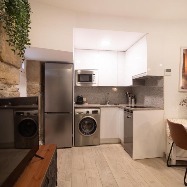 Bell Tower Old Town with AC - Apartamento de 2 dormitorios - 4