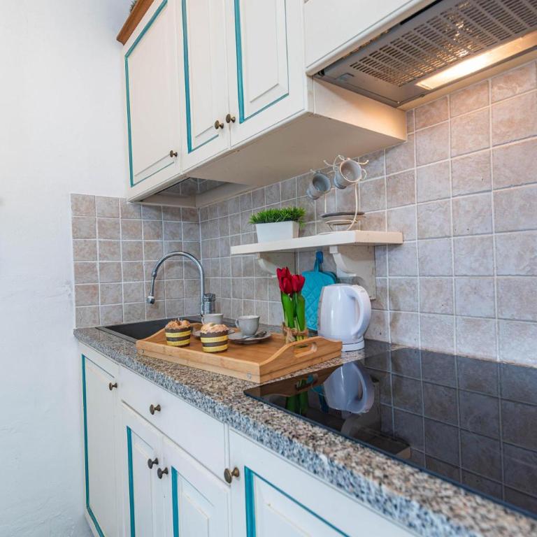 La Terrazza Segreta - Happy Rentals - Monolocale con Balcone - 10