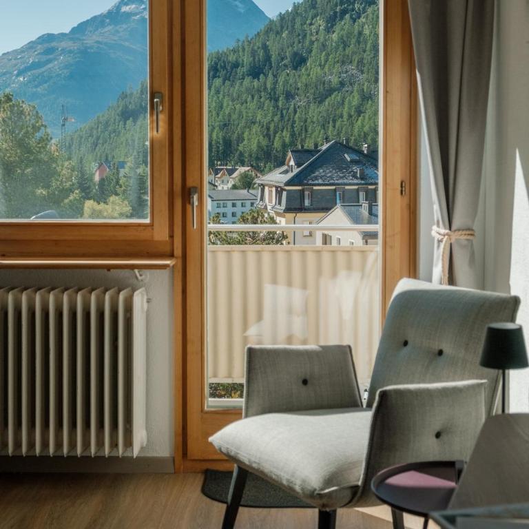 Hotel Bernina - Deluxe Doppel-/Zweibettzimmer - 9