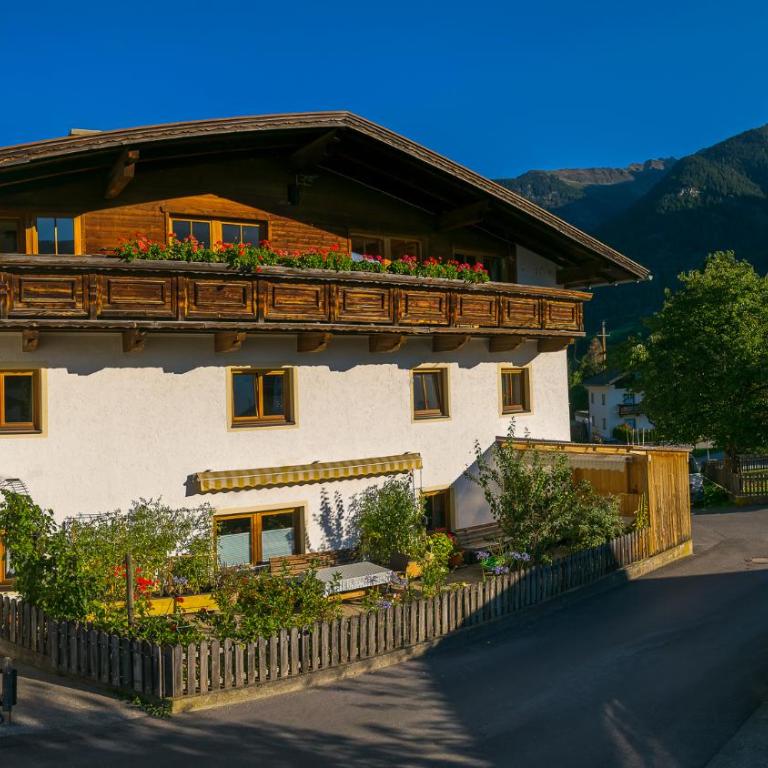 Appartement Stuibenfallblick - Apartment mit Blick auf die Berge - 1