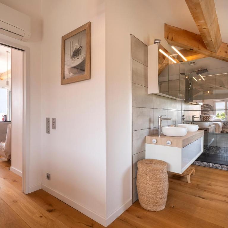 Magnifique Roof-top vue mer à 180° sur Sanary - Two-Bedroom Apartment - 11