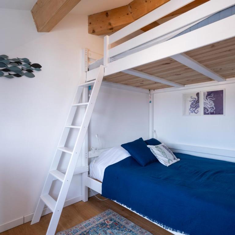 Magnifique Roof-top vue mer à 180° sur Sanary - Two-Bedroom Apartment - 14