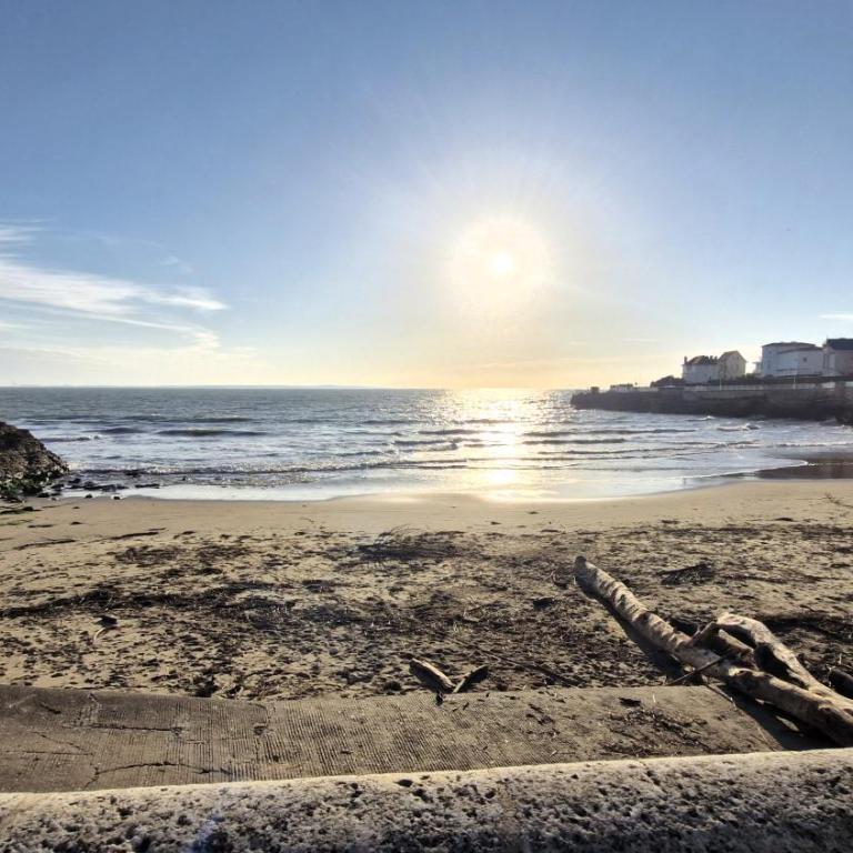 ROYAN - un réveil face à la mer pour ce STUDIO au charme RUSTIQUE - Plage du Pigeonnier - Estudio con vistas al mar - 23