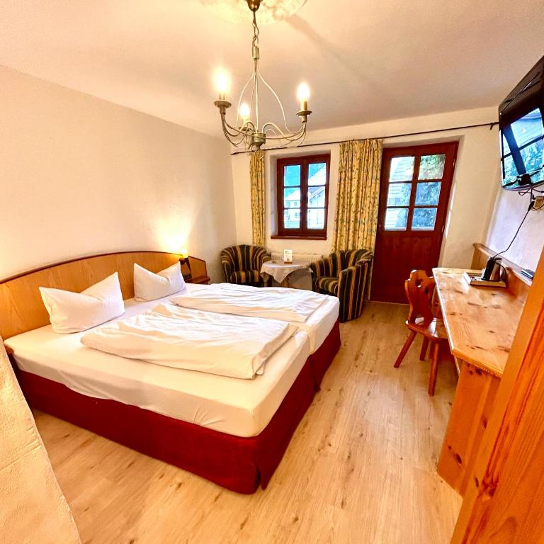Landhotel Huberhof - Superior Doppelzimmer - 6