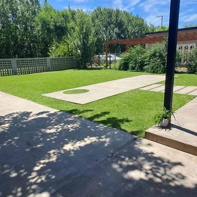 Alojamiento Camet Norte - Two-Bedroom House - 4