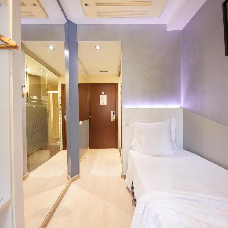 Hostemplo Sagrada Familia - Single Room - 1
