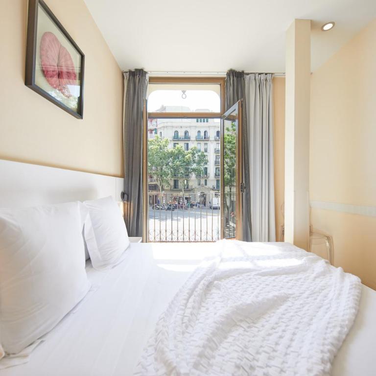 Hostemplo Sagrada Familia - Double or Twin Room - 7
