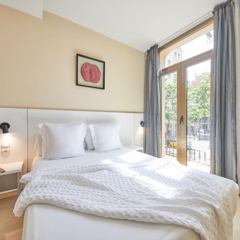 Hostemplo Sagrada Familia - Double or Twin Room - 5