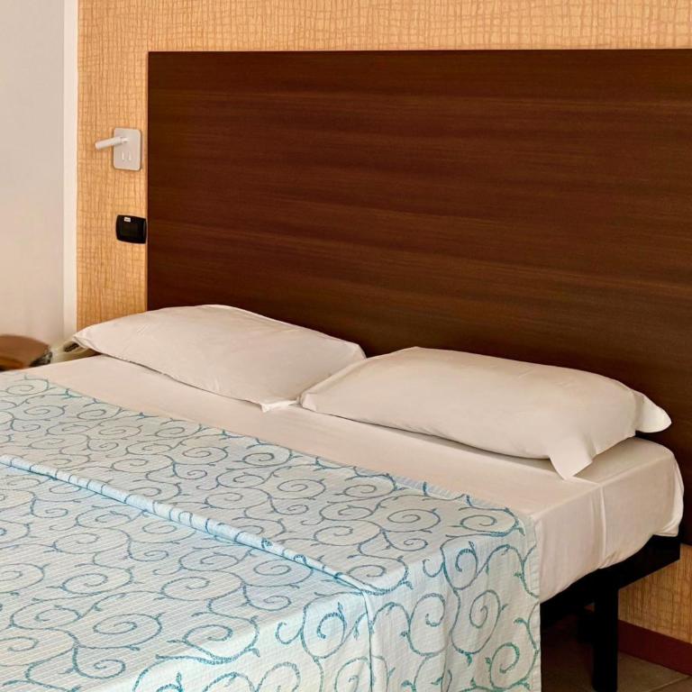 Hotel Rex - Fronte mare Riccione - Economy Double or Twin Room - 7