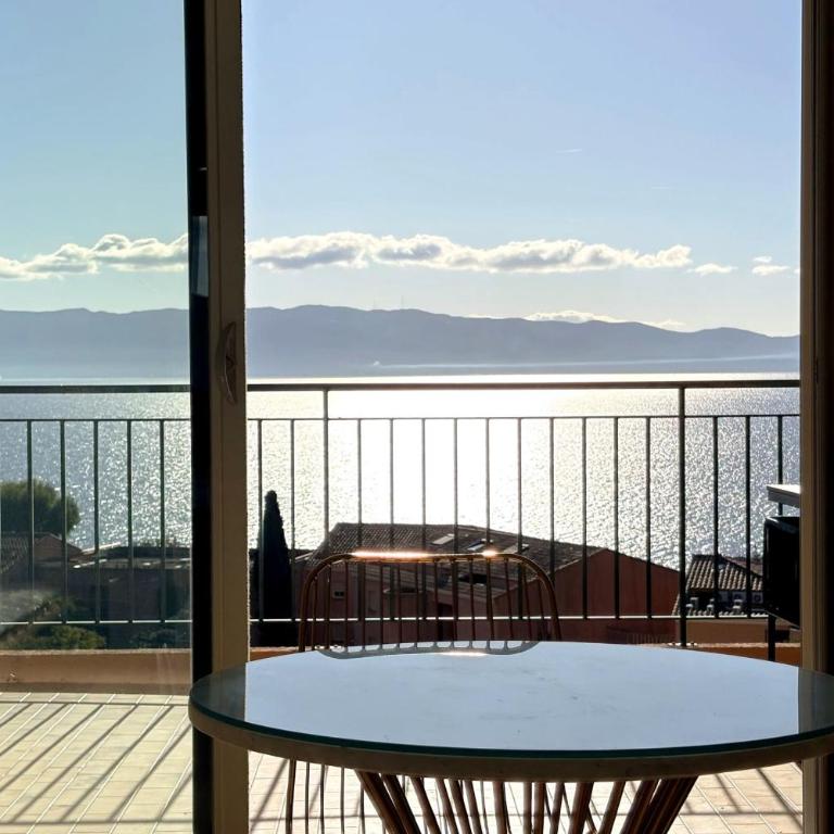 Bright studio with sea view in Ajaccio - Studio - 12