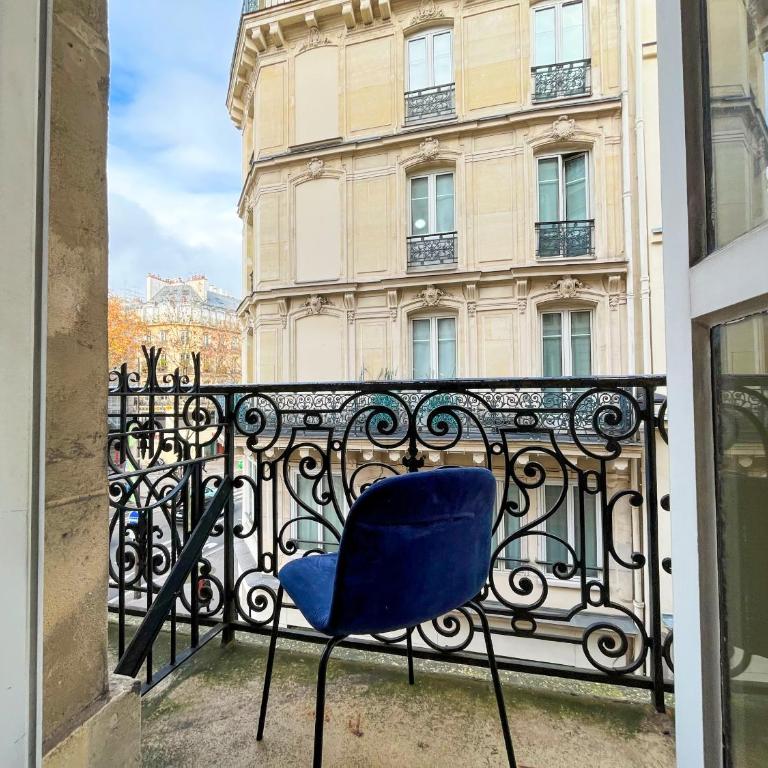 UrbanFlat 61 - 3 Bedrooms Apartment Center of Paris - Apartment - 20