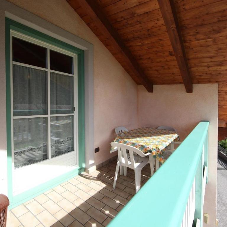 Villa Marta - Appartamento Deluxe con 2 Camere da Letto e Balcone - 13