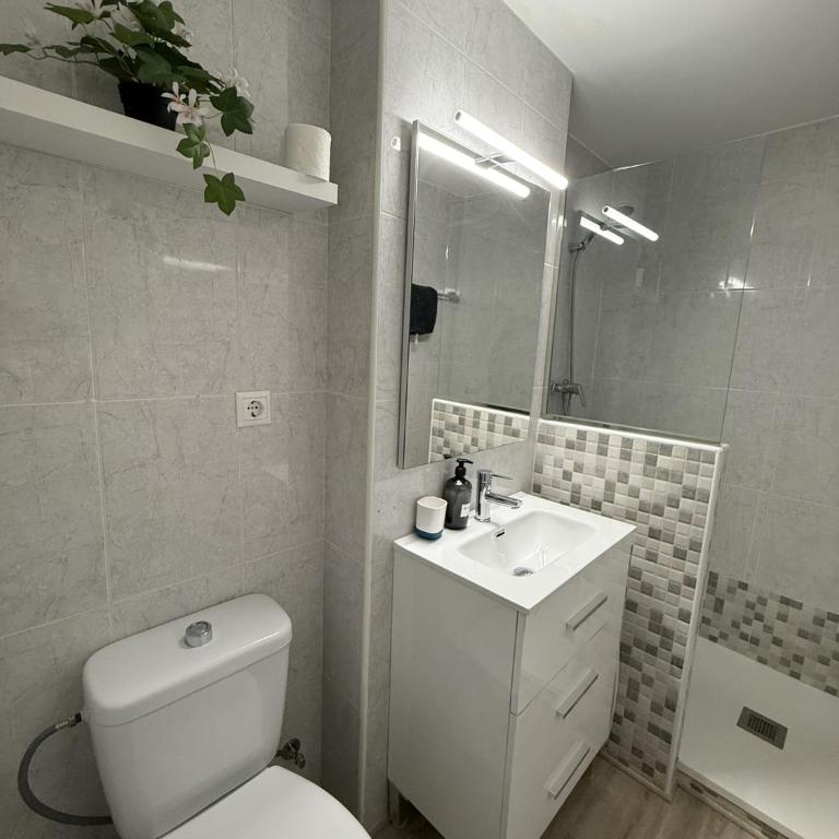 Magnífico Apartamento en el centro de Fuengirola - One-Bedroom Apartment - 7