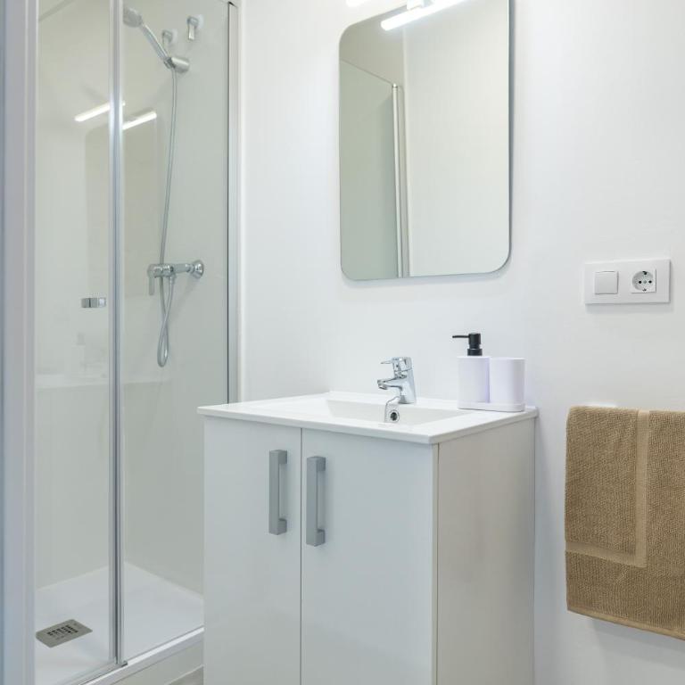 Residencia Universitaria Trinitarios - Superior Single Room - 12
