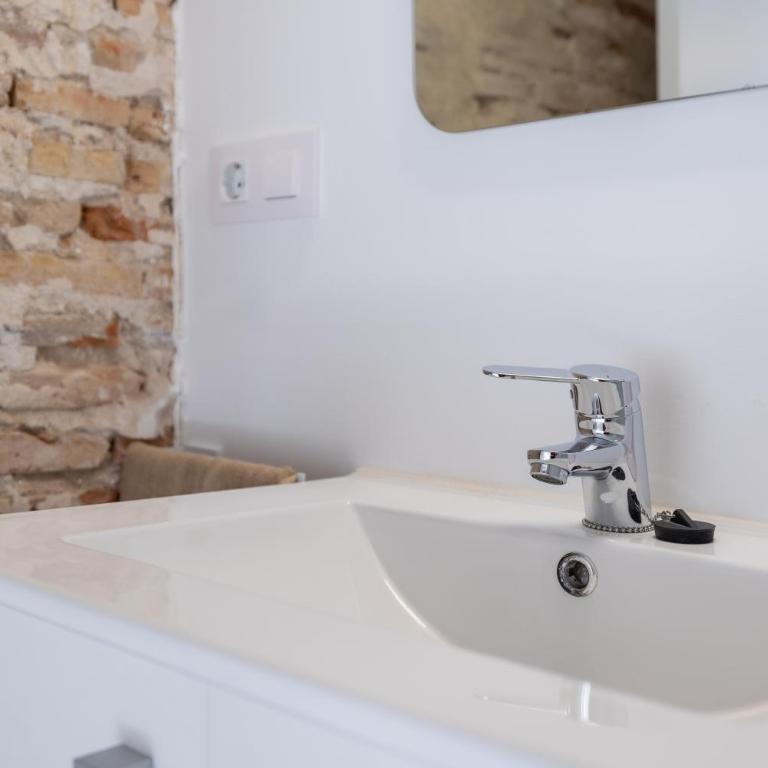 Residencia Universitaria Trinitarios - Standard Single Room - 10