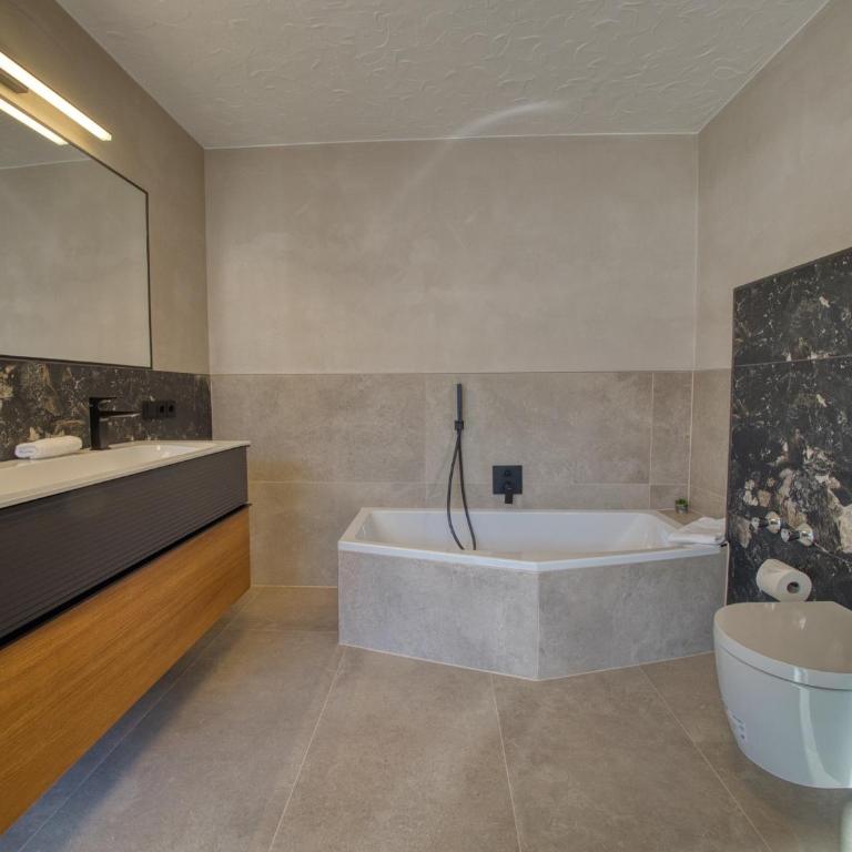 Chaletwohnung Weitblick mit Wellnessbereich - Apartamento Superior con sauna - 27