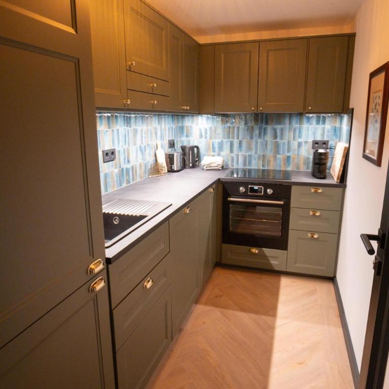 Appartements Cafe Schneider - Apartment mit 3 Schlafzimmern und Dusche - 4