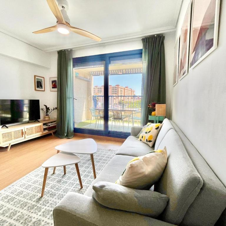 Beachfront Family Apt - Two-Bedroom Apartment - 13