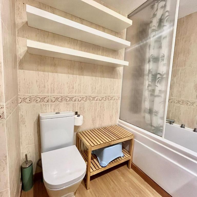 Beachfront Family Apt - Two-Bedroom Apartment - 38