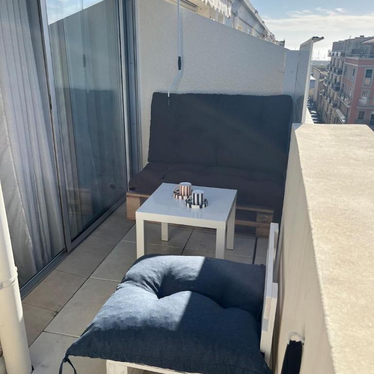 Elégant duplex avec parking et terrasse - Apartment mit 2 Schlafzimmern - 6