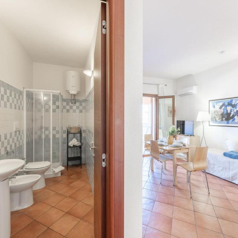 Comfy 4 guest apartment with pool - Monolocale - 11