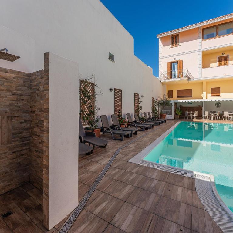 Comfy 4 guest apartment with pool - Monolocale - 20