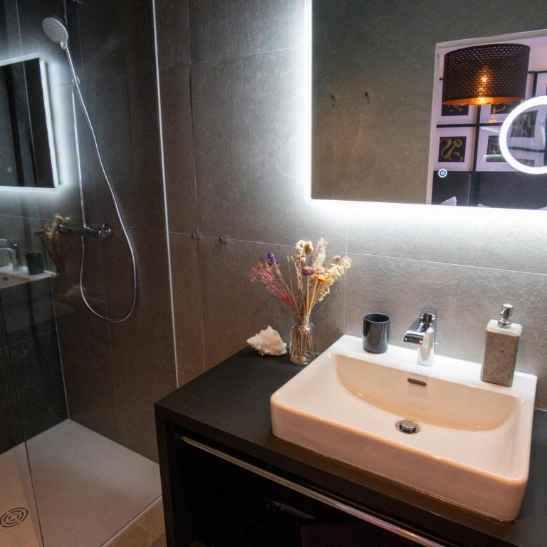 Appartements Cafe Schneider - Apartment mit 3 Schlafzimmern und Dusche - 24