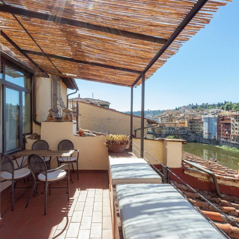 Ponte Vecchio Penthouse charming view - Appartamento con 1 Camera da Letto e Vista Città - 1