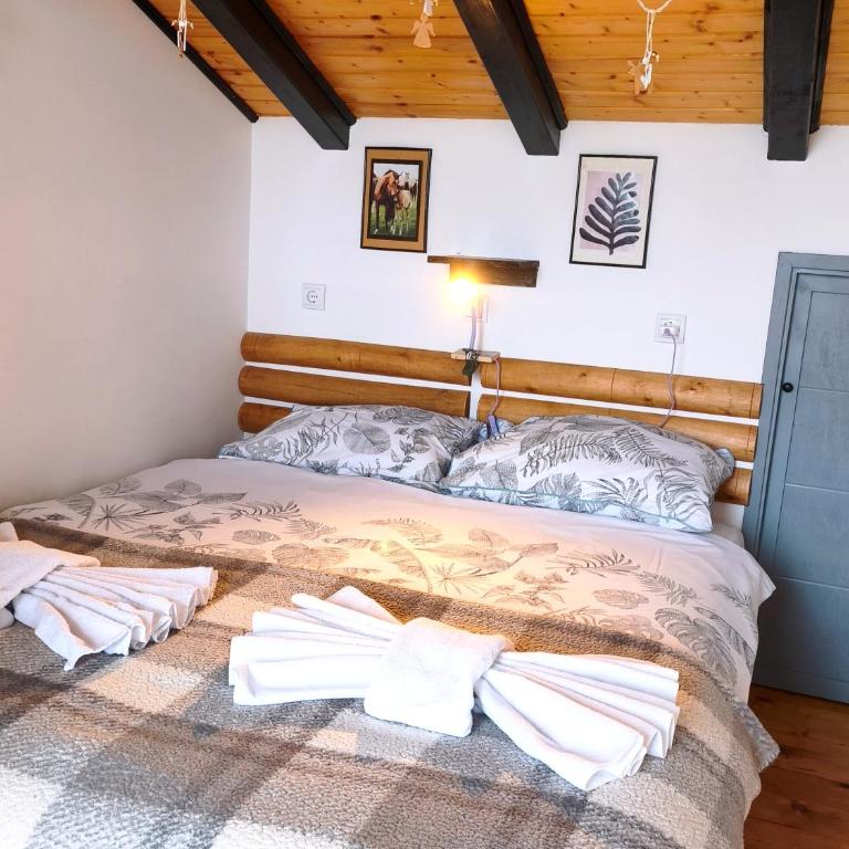 HUUT - Two-Bedroom House - 3